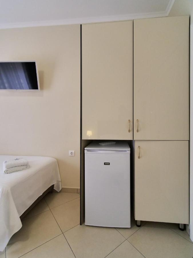 Himara Royal Hotel Bagian luar foto