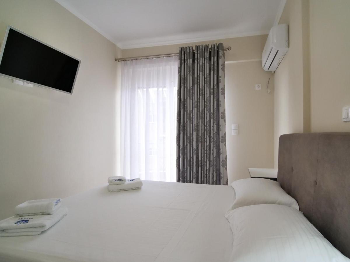 Himara Royal Hotel Bagian luar foto