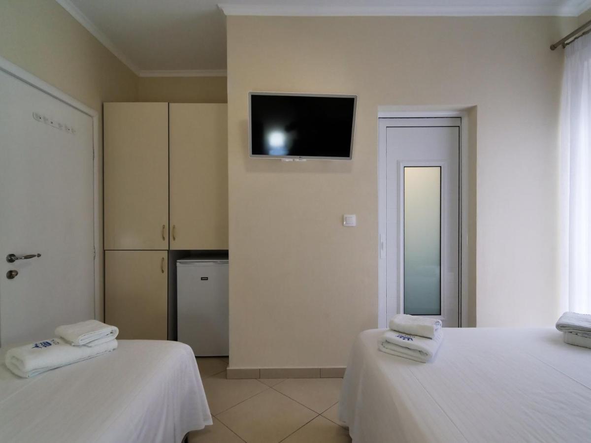 Himara Royal Hotel Bagian luar foto