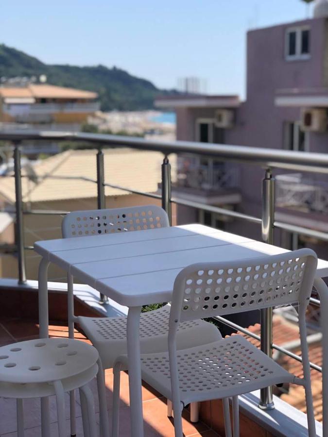 Himara Royal Hotel Bagian luar foto